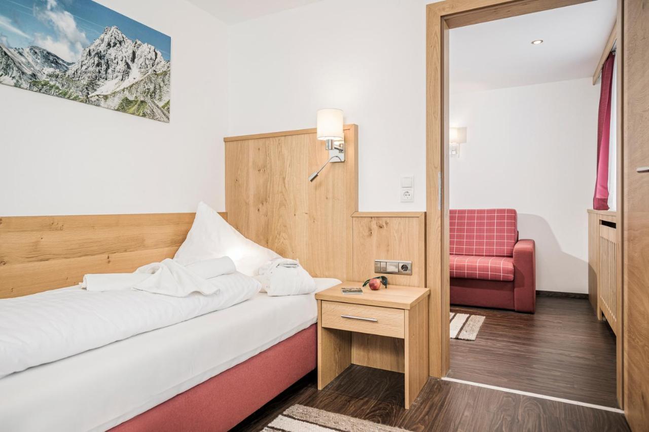 Hotel Kirchlerhof Tux Bagian luar foto