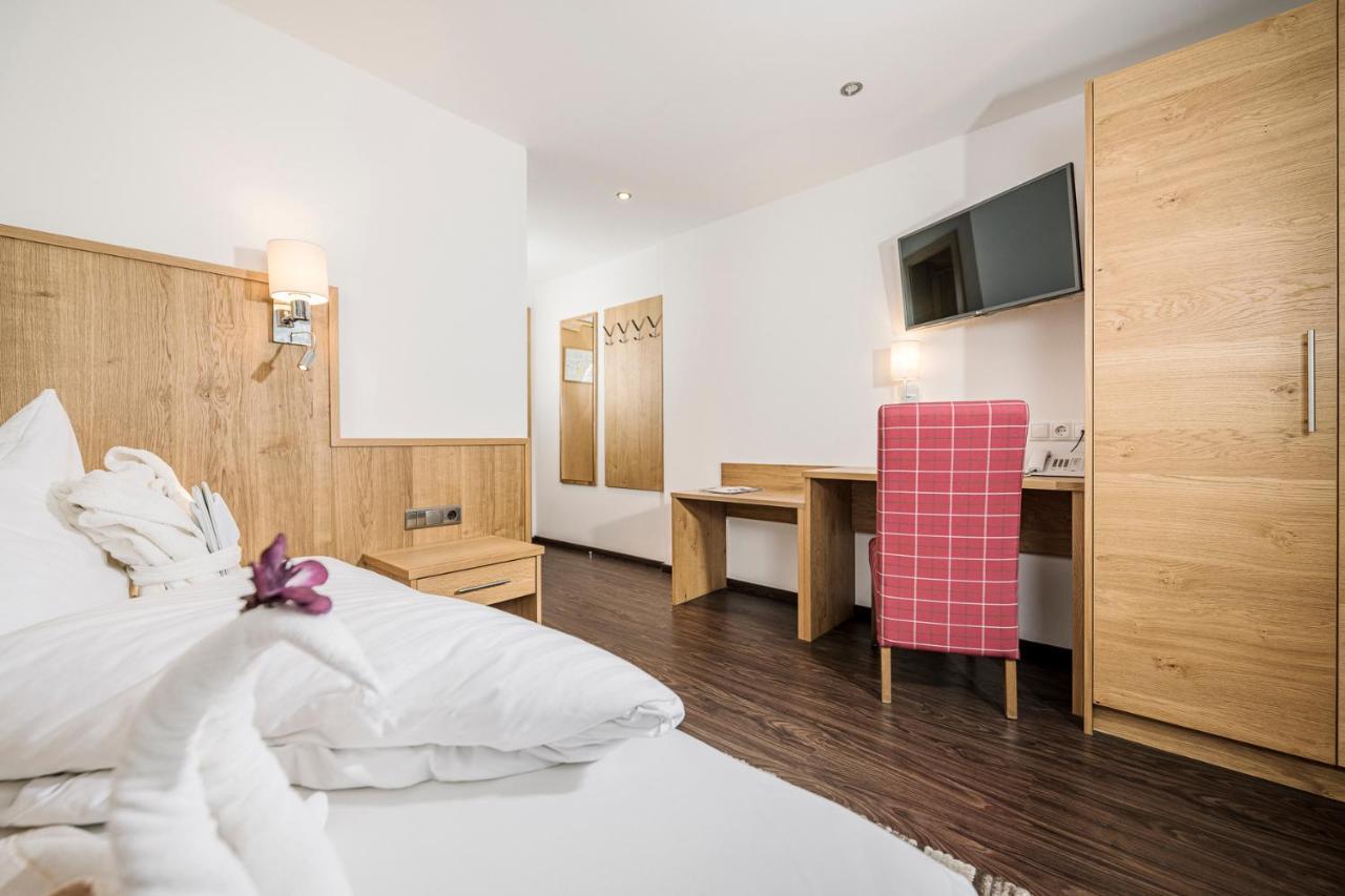 Hotel Kirchlerhof Tux Bagian luar foto