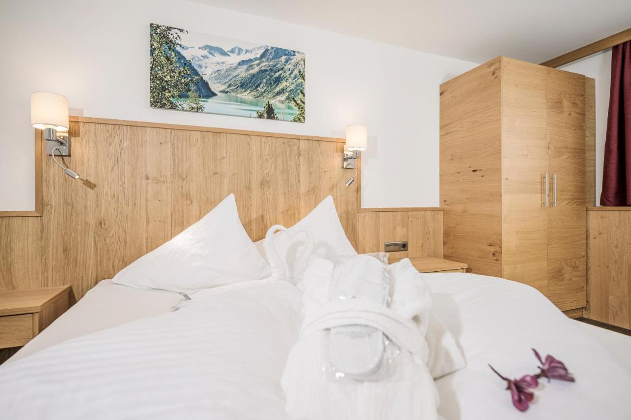 Hotel Kirchlerhof Tux Bagian luar foto